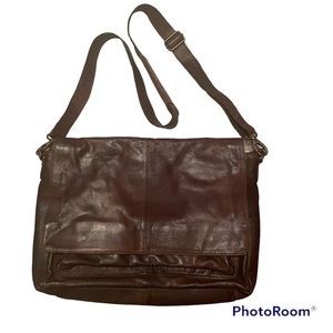 Elegant Dark Brown Leather Messenger Bag